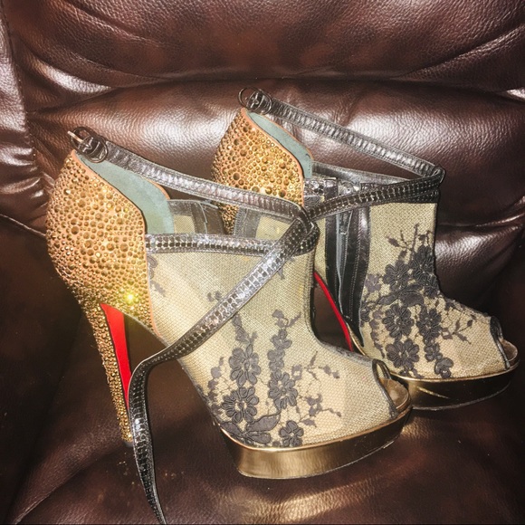 LOUBOUTIN 💯% AUTH & RARE Bridgette strass heels - Picture 9 of 17